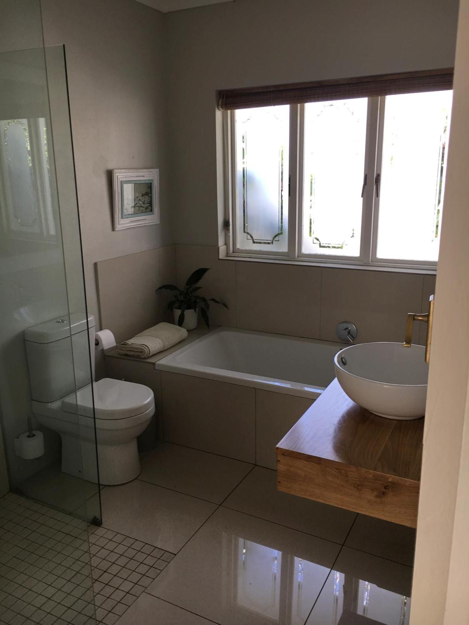 Pollock'S B&B East London Room photo